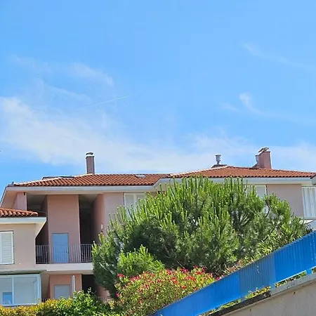 Open View Laguna 77 Izola